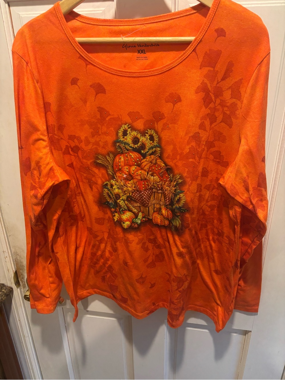 Gloria Vanderbilt Orange Long-Sleeve Pumpkin Graphic Top